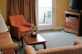 A cozy & spacious 2 bedroom condo at Massanutten Resort in Virginia. #BlueRidgeBucket #Trekarooing