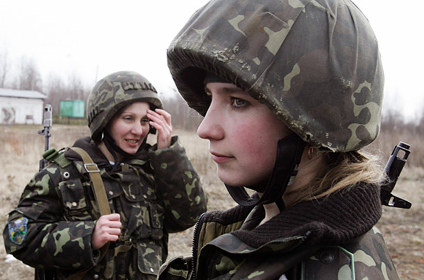 烏克蘭女兵軍方選美