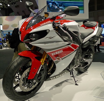 Harga Yamaha R1