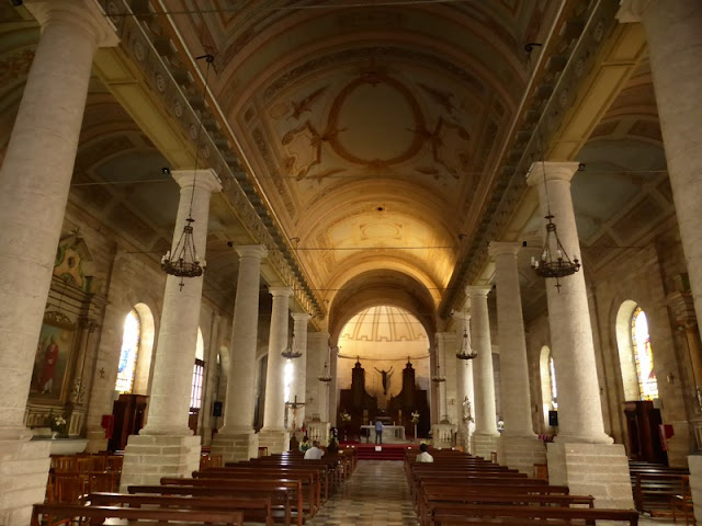 Interior de la iglesia de Santo Domingo con sus techos manieristas