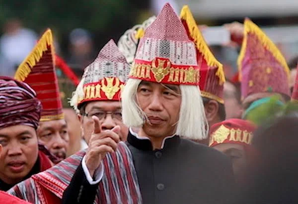 Meski Tampil Sederhana, Jokowi Ternyata Didampingi 'Khodam' Yang Punya Kekuatan Dahsyat!