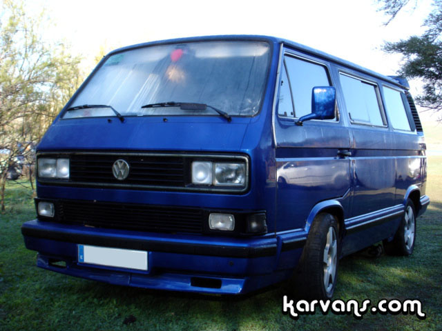 VW T3 Caravelle 21 T3 Caravelle convertida en multivan con un interior de