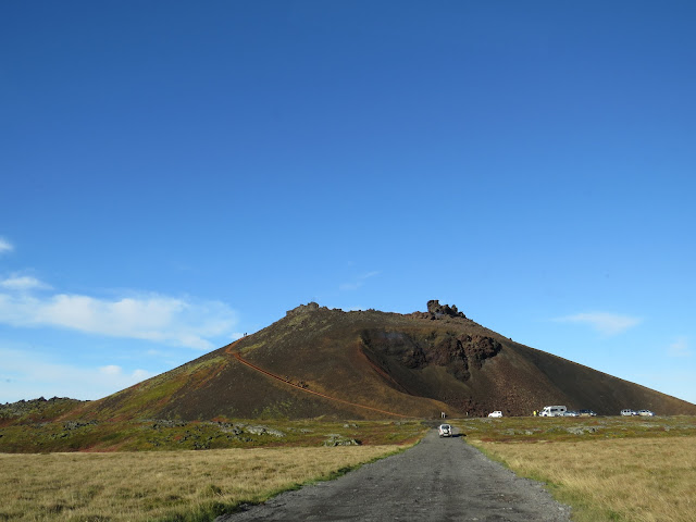 Saxhóll Crater