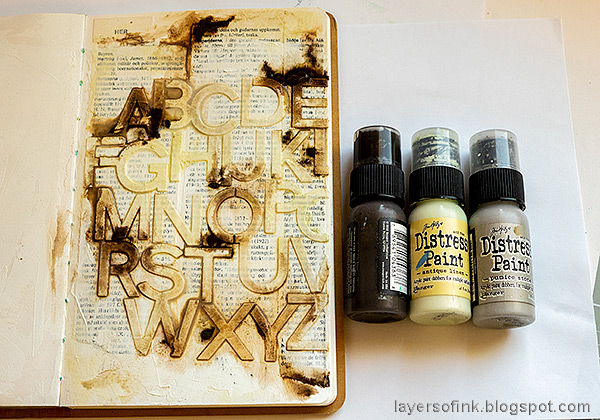 Layers of ink - Mixed Media Alphabet Art Journal tutorial by Anna-Karin Evaldsson. Paint with Distress Paint.