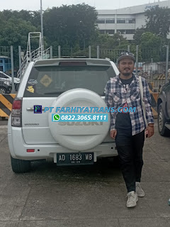 Kirim mobil Suzuki Grand Vitara dari Balikpapan tujuan ke Surabaya dgn kapal roro estimasi pengiriman 2 hari.