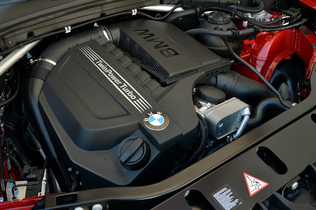 The BMW X4 xDrive35i engine.