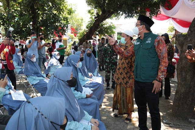 5.000 Pelajar di Sidoarjo Mendapatkan Vaksin Sinovac Dosis Pertama