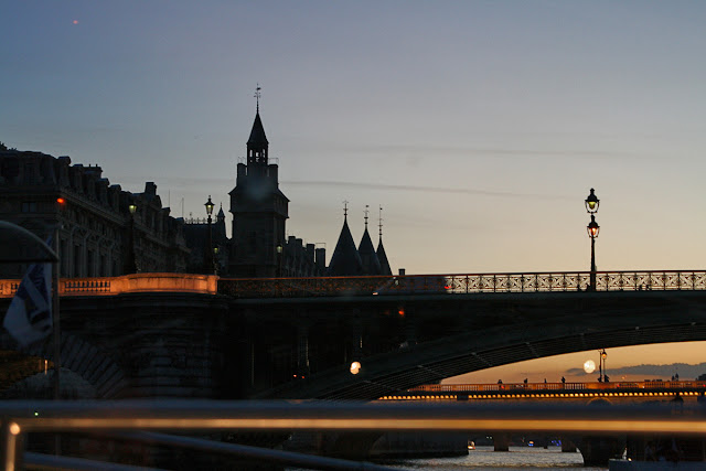 Panorama on the Seine bridges. Paris. Панорама мостов на Сене. Париж.