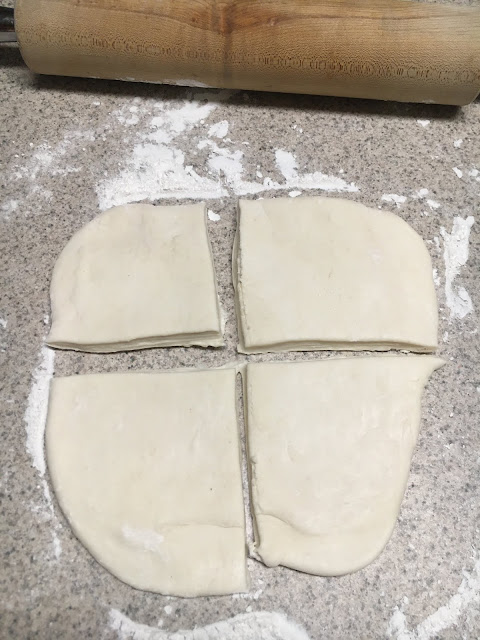 Cut in sections that will be each pie
