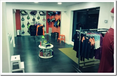 Padel Nuestro abre su primera tienda de padel en el centro de Madrid.
