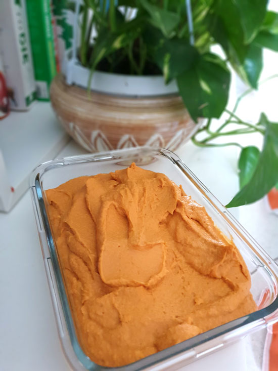 Roasted Red Pepper Hummus