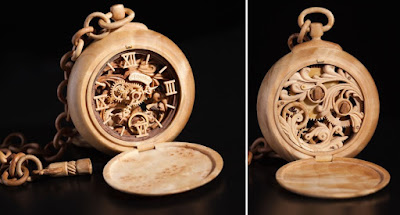 Miniatura reloj de Madera