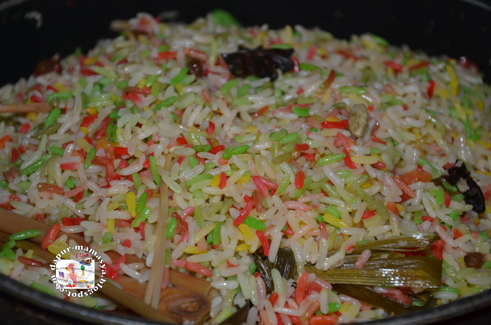 Dapur Mamasya: Lagi Xtvt Masak2 Ramadan lalu-Nasi Minyak 