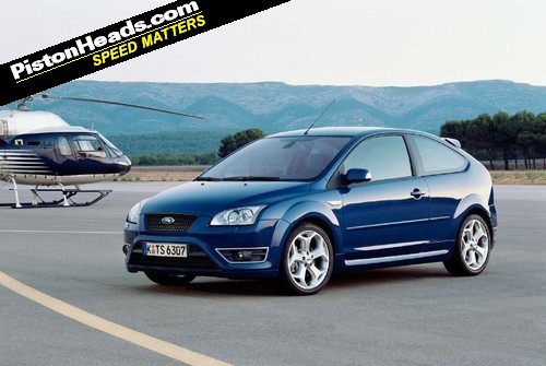 Ford Focus First generation North American Focus models paralleled the 
