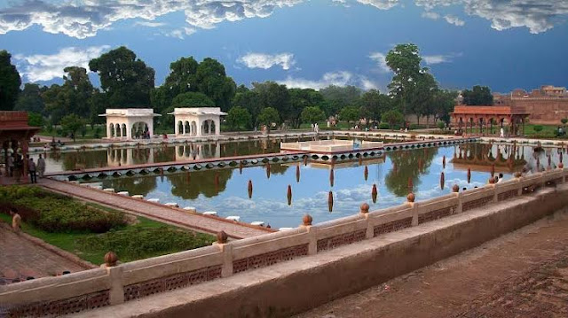 Top 8 places to visit in Lahore Pakistan