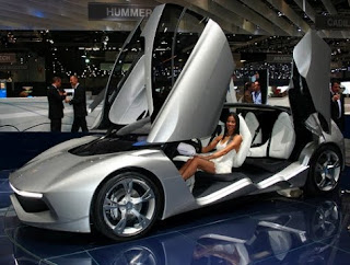 New design futuristic Sintesi concept car