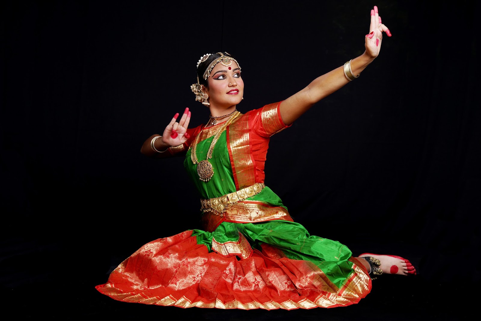 Bharatanatyam Indian dance. Generate ai 32610643 Stock Photo at Vecteezy