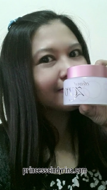 girl posing with Banila Co cleansing balm