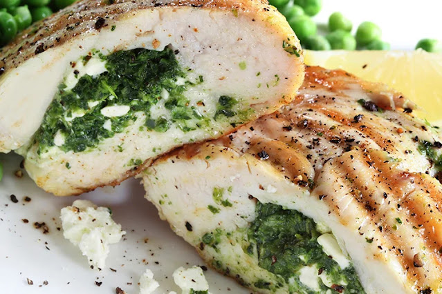 Spinach Stuffed Chicken Breast: A Flavorful and Nutritious Dish