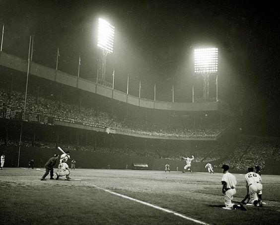 24 May 1940 worldwartwo.filminspector.com night baseball Polo Grounds