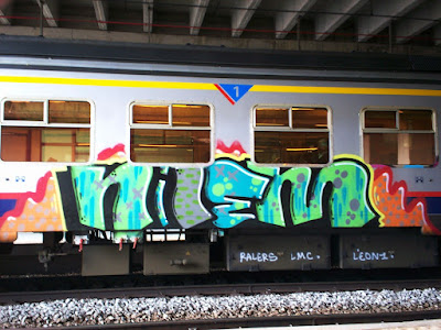 graffiti, graffiti art, art crimes, artcrimes, art crimes store, aerosol, spraypaint, trains, trens, pintadas, rakugaki, hiphop, hiphoperos, ferrocarril, lowbrow, cargeros, style writing, spraycans, writers, wildstyle, wall writing, aerografia, sprueher, spuiter, gallery, galleries, bombing, grafitti, grafiti, graffiteros, spraykunst, skrivare, kreffetie, straatkunstenaars, spraycan art, graffitti, graphiteur, grafiteiros, sprayburk, graphitti, scritor, sprayburkar, spraydosen, sprayer, kunstler, grafite, murals, tagueurs, glyptology, murales, sprayangriffen, murals, subways, graffitty, graffeur, graphiti, sgraffiti, sgraffito, walls, muurschilderkunst, hiphop, characters, caps, tips, nozzles, outlines, tagging, throwups, street art, post graffiti, pure graffiti, spraytips, graffiti shirts