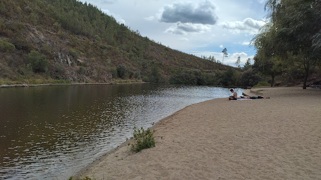 A tanquilidade da praia fluvial