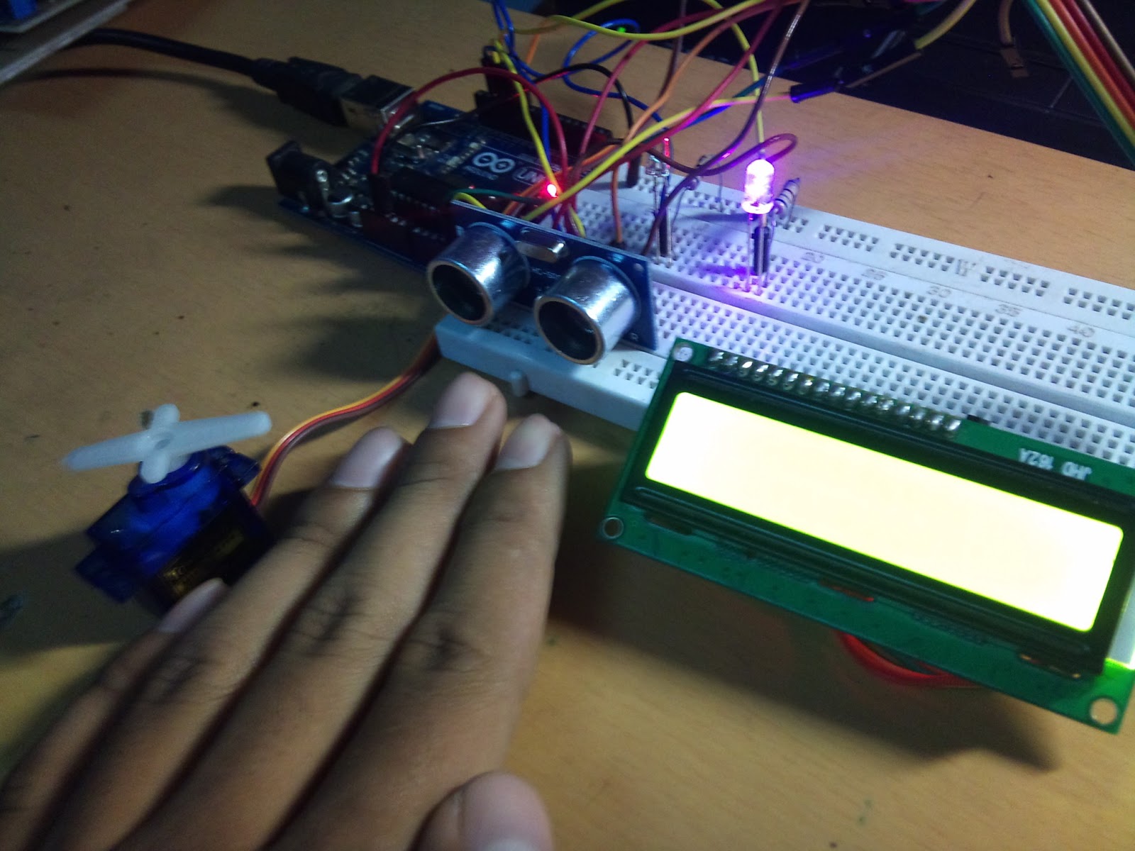 sharing arduino  modul electro miniatur pintu  otomatis  