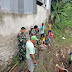 Warga Bergotongroyong Bersihkankan Sampah Menumpuk di Sungai Jembatan Welonge