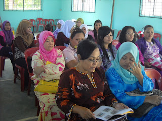 KeLas MaNiK SaBaH: Kursus Jahitan Manik Dan Labuci (Kg 