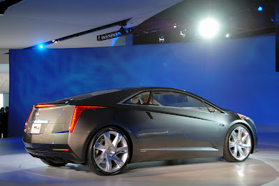 2009 Cadillac Converj Concept Back Side