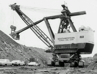 10 World's Largest Heavy Equipment