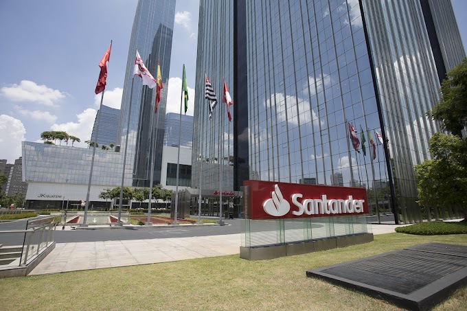 Santander Universidades oferece 3 mil bolsas de estudo para CPA-20 e CEA, certificações para atuar no mercado financeiro