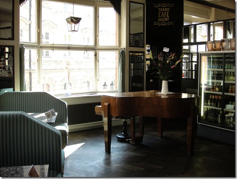 Cafe Orient 2