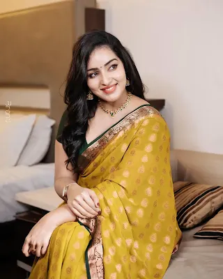 Malavika Menon’s Saree Fashion: Elegance Redefined in 2024