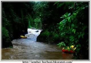 Pacu Adrenaline!! Wisata Arung Jeram Sungai pakelan Probolinggo