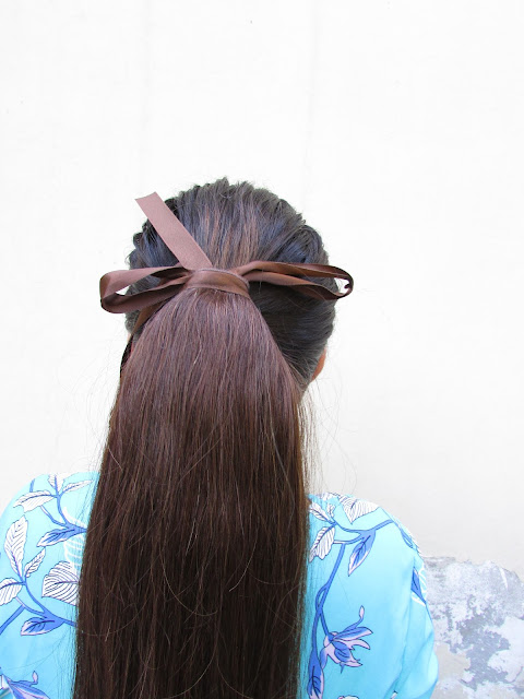 Long Voluminous Ponytail, how to get long hair, best hair extensions, cheap hair extensions india online, delhi fashion blogger, indian blogger, fashion, how to clip in extensions, how to make voluminous ponytail,irresistibleme,beauty , fashion,beauty and fashion,beauty blog, fashion blog , indian beauty blog,indian fashion blog, beauty and fashion blog, indian beauty and fashion blog, indian bloggers, indian beauty bloggers, indian fashion bloggers,indian bloggers online, top 10 indian bloggers, top indian bloggers,top 10 fashion bloggers, indian bloggers on blogspot,home remedies, how to