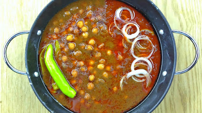 Desi, Delicious and Famous Foods of Lahore