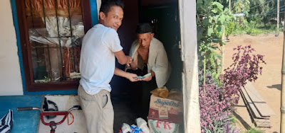 Berkah Ramadhan, Muhammad Joni Berbagi dengan Kaum Dhuafa