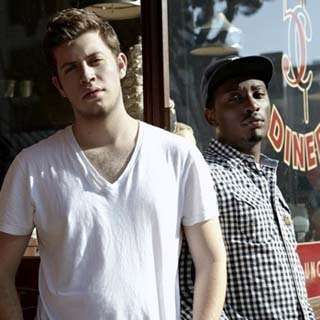 Chiddy Bang – By Your Side Lyrics | Letras | Lirik | Tekst | Text | Testo | Paroles - Source: musicjuzz.blogspot.com