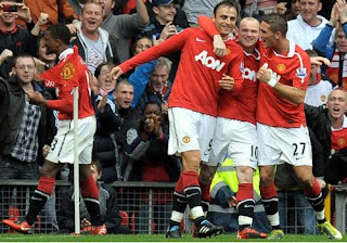 Patrice Evra, Dimitar Berbatov, Wayne Rooney, Federico Macheda squad Manchester United