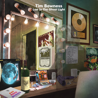 Το lyric video των Tim Bowness για το τραγούδι "You Wanted To Be Seens" από το album "Lost In The Ghost Light"