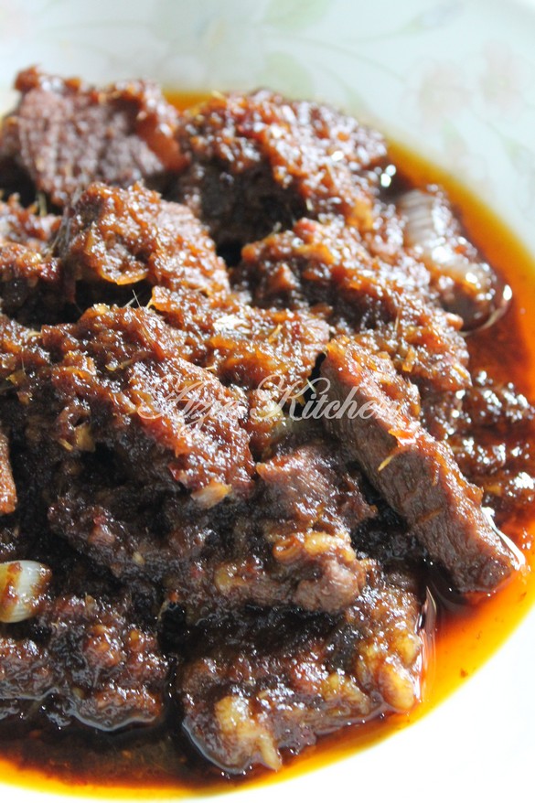 Daging Masak Hitam Yang Serius Sedap - Azie Kitchen