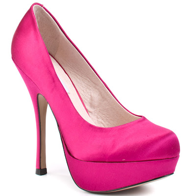 Elegant pump with hot pink satin upper