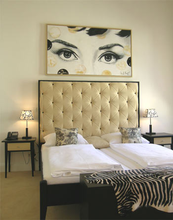 DECORACION CON CEBRA DORMITORIOS CEBRA ZEBRA BEDROOM DECORATING via www.dormitorios.blogspot.com