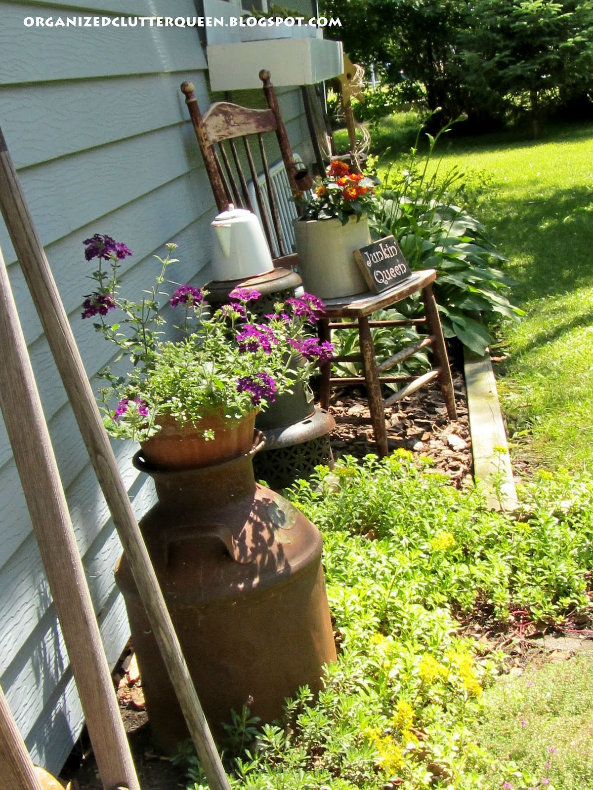 My Top Flower/Junk Garden Posts of 2012 | Organized Clutter