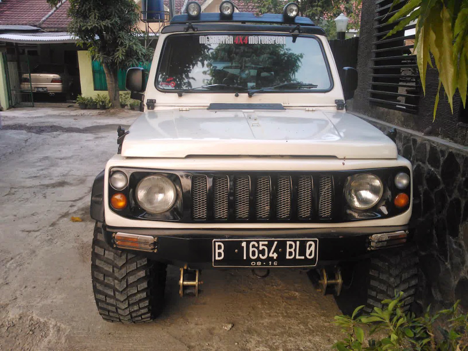 Gambar Modifikasi Daihatsu Taruna 4x4 Terlengkap 