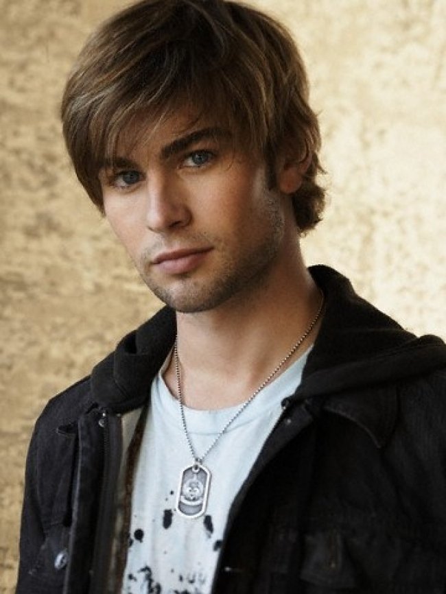 Chace Crawford refuses to date another celebrities