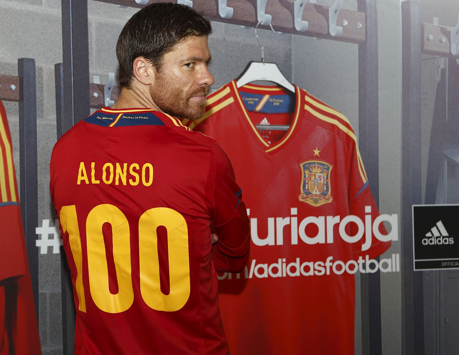 Xabi Alonso wallpaper