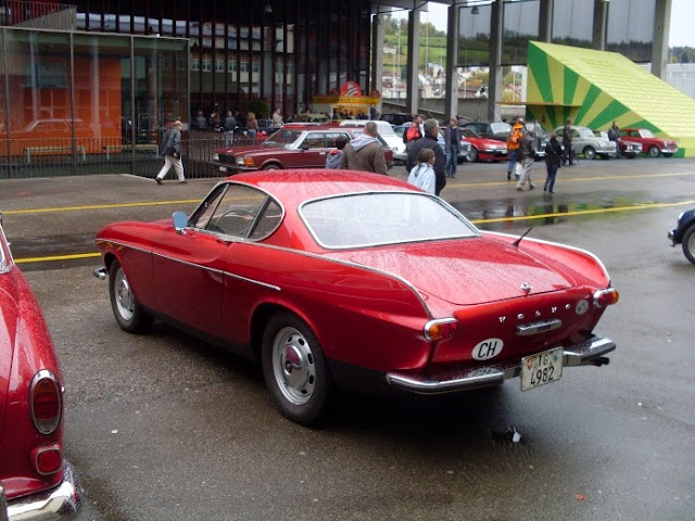 Volvo P1800