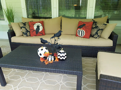 Halloween pillows, diy painted outdoor pillows